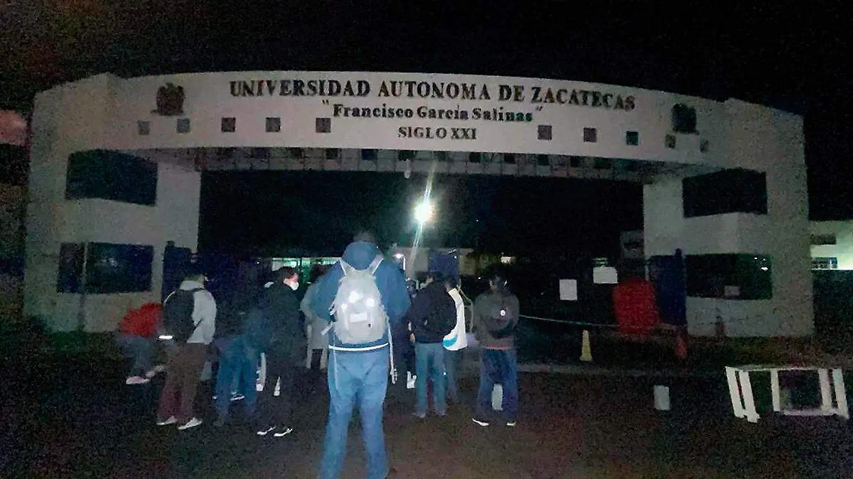 Toma de campus de la UAZ